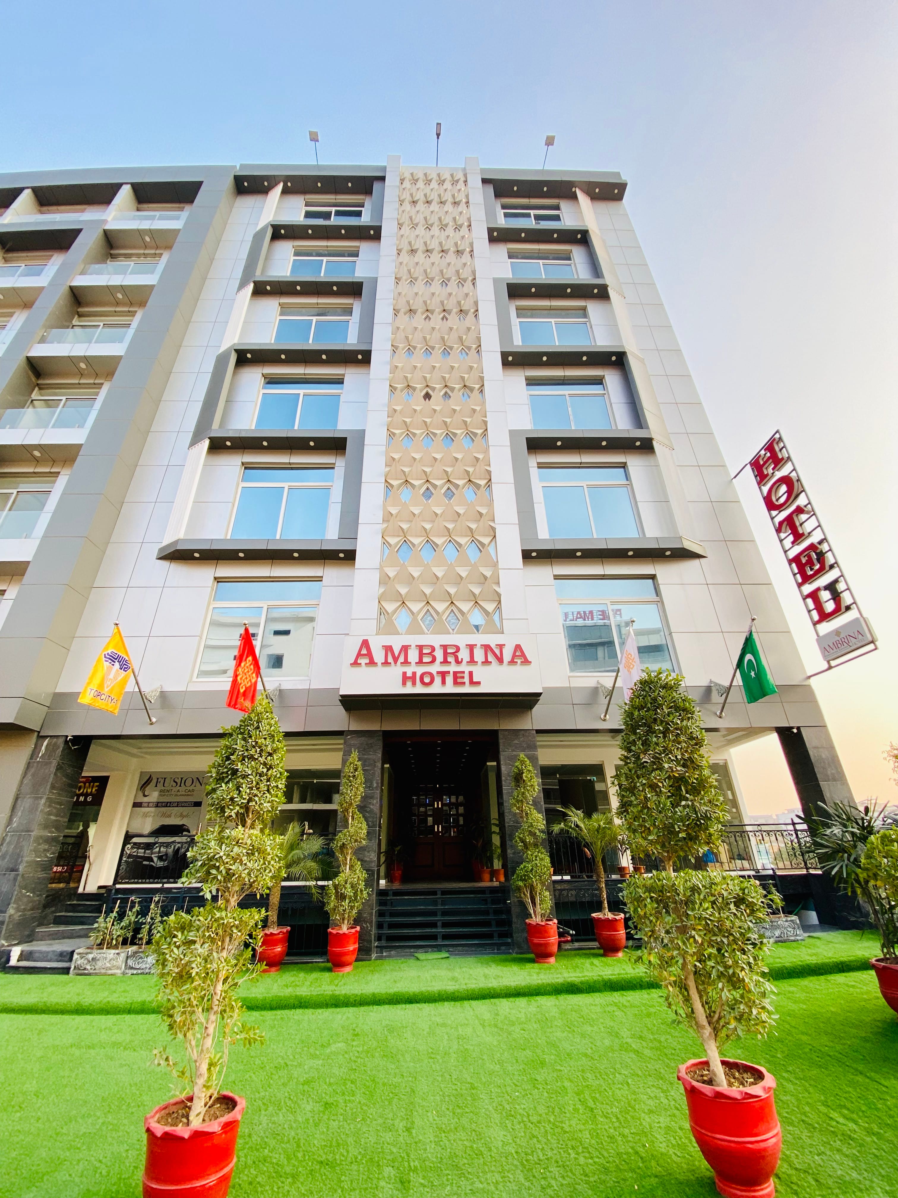 Ambrina Hotel TopCity-1 Islamabad - Best 3-star hotel near New Islamabad International Airport exterior view